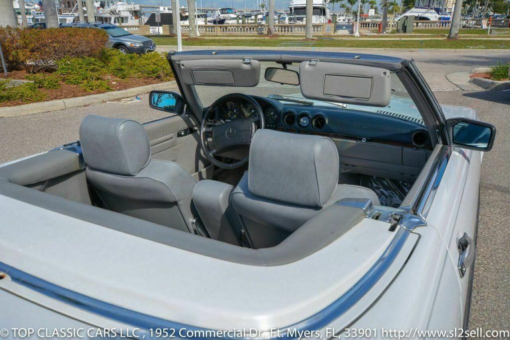 1988 Mercedes-Benz 560SL Convertible