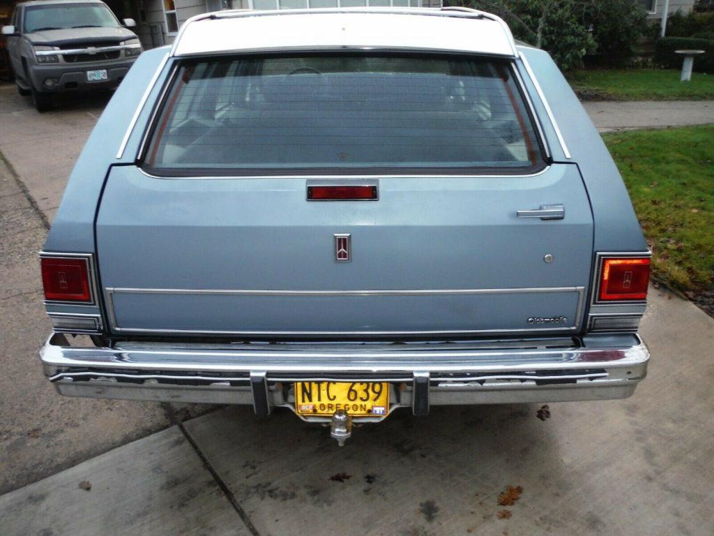 1986 Oldsmobile Custom Cruiser