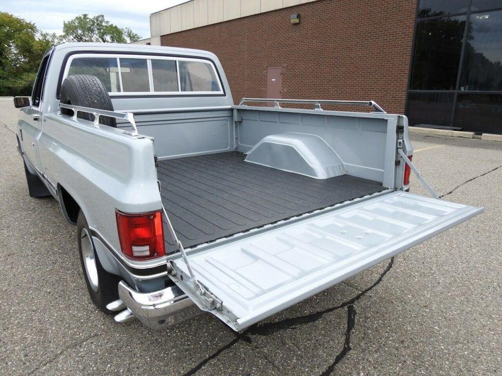 1983 Chevrolet C 10 Custom Deluxe