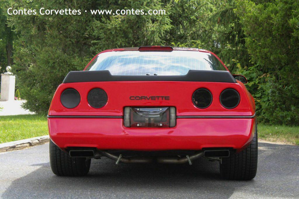 1987 Chevrolet Corvette Base 2dr Hatchback
