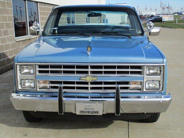 1987 Chevrolet C-10 Silverado Pickup