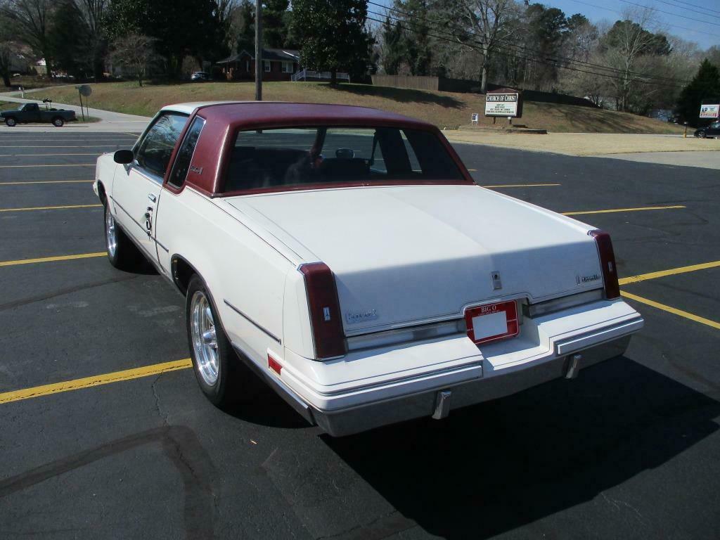 1984 Oldsmobile Cutlass Brougham
