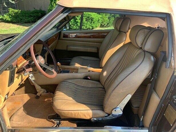 1982 Aston Martin V8 Volante