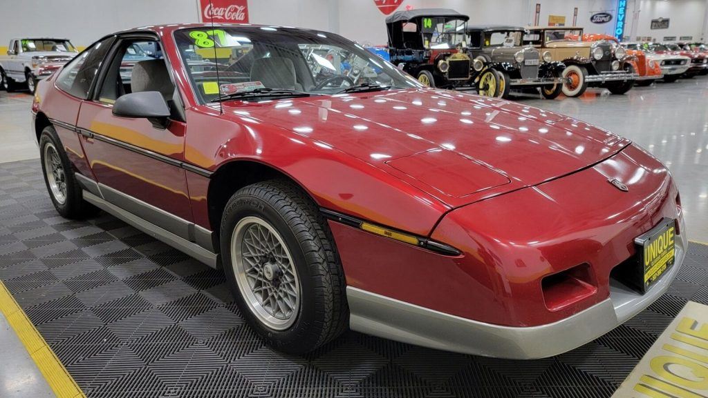 1987 Pontiac Fiero GT 2.8 V6 5-Speed Manual