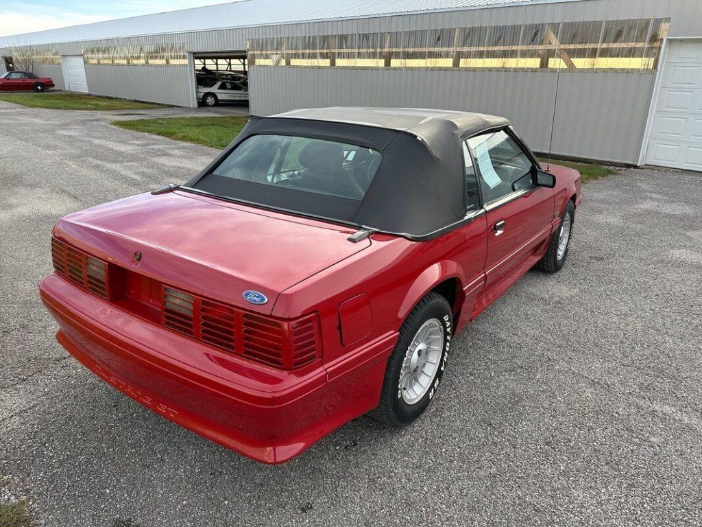 1987 Ford Mustang Convertible GT