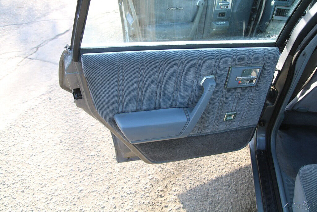 1986 Oldsmobile Cutlass LS