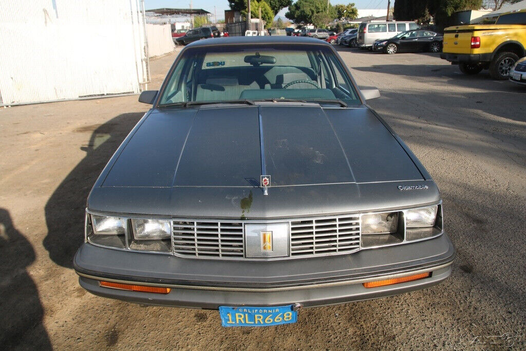 1986 Oldsmobile Cutlass LS