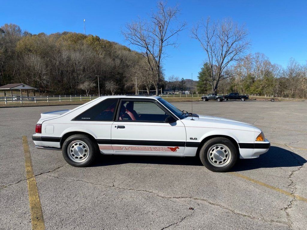 1989 Ford Mustang 25th Anniversary – Only 2,254mls!