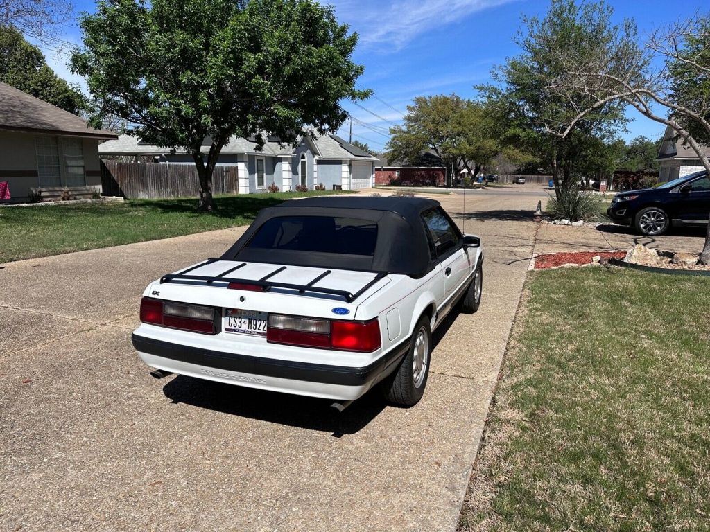 1989 Ford Mustang LX