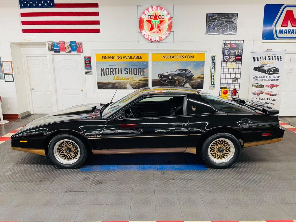 1983 Pontiac Firebird – Trans Am Super Low Miles