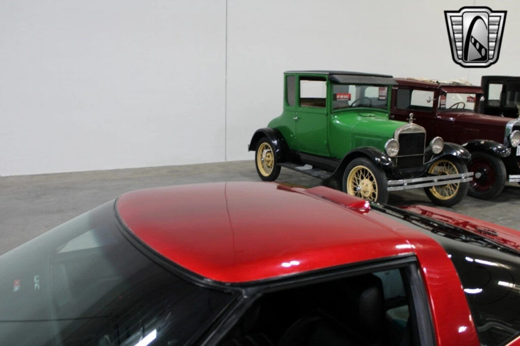 Red 1989 Chevrolet Corvette Coupe 350 CID V8