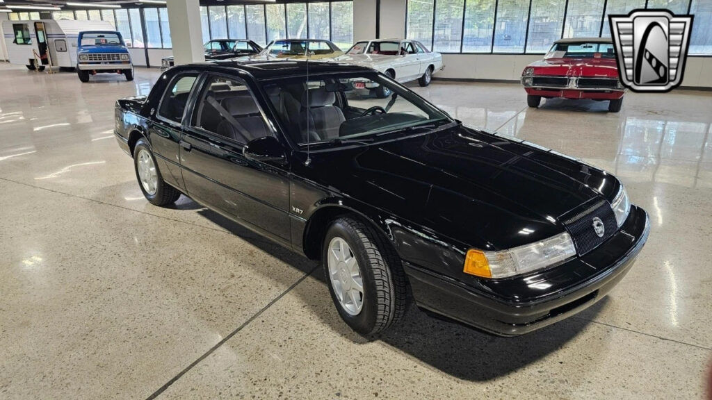 Black 1989 Mercury Cougar 3.8L Supercharged V6 5 Speed Manual