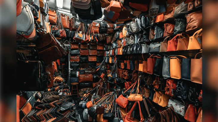 Fashion Styling: How to Accessorise Handbags with Your Outfits