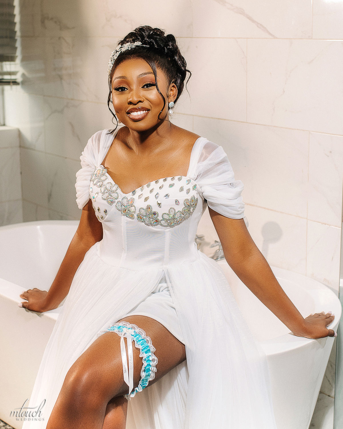 Editorial Weddings gallery image 16