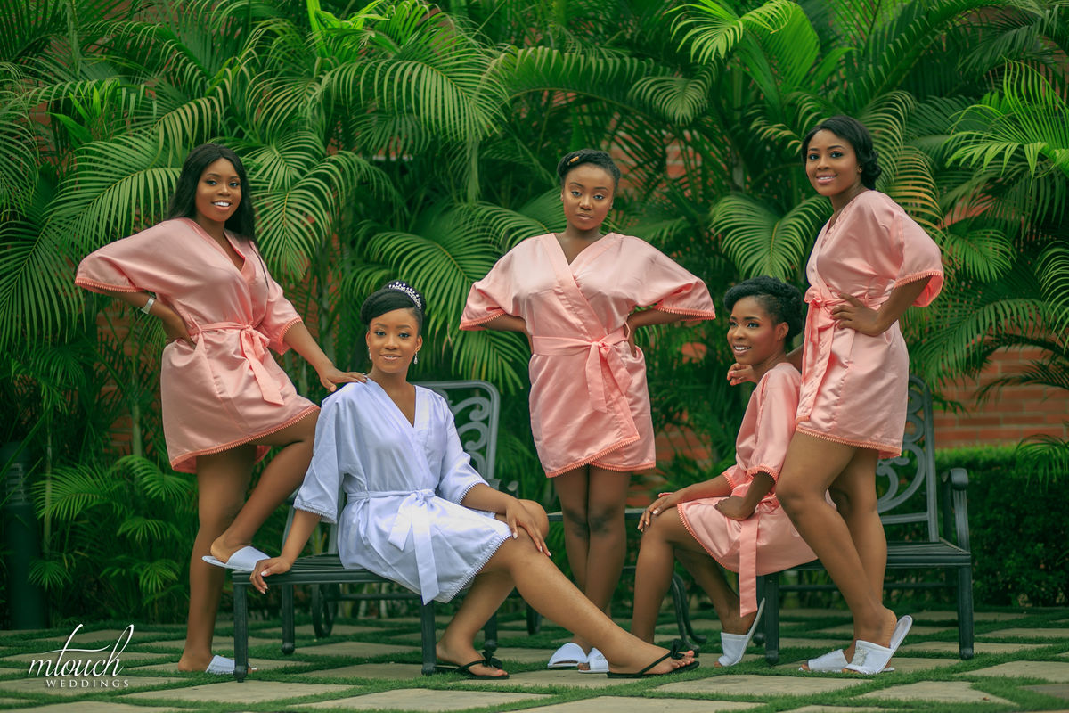 Editorial Weddings gallery image 19