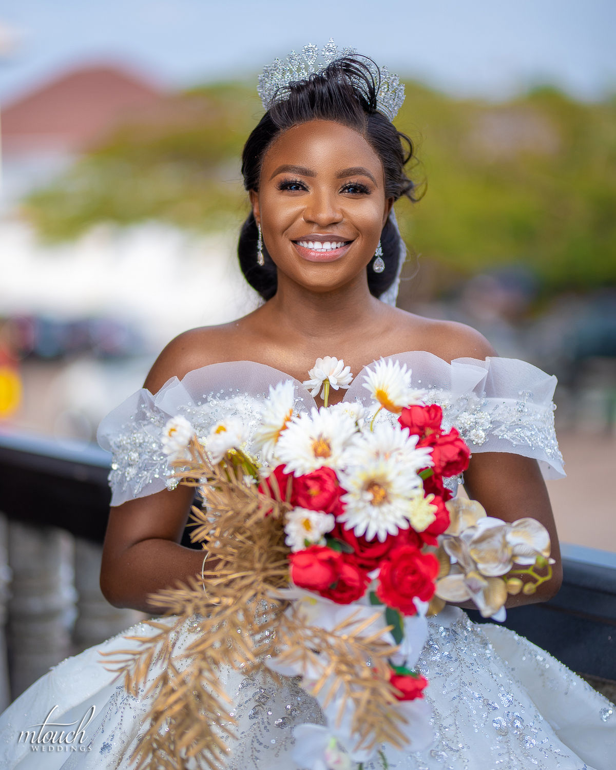 Editorial Weddings gallery image 49