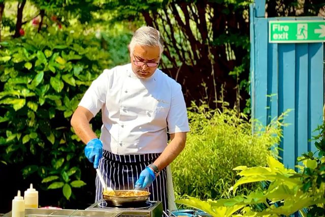 Chef Atul Kochhar recently hosted his first masterclass at Riwaz, making the most of the nice weather and cooking