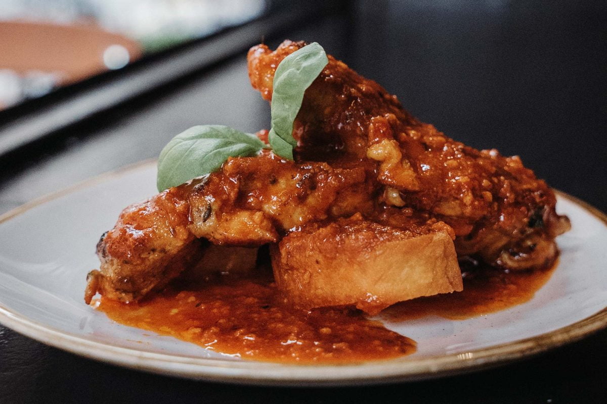 Restaurant Romantic Date Best Spanish Tapas in London Mayfair, at El Pirata, we’ve got a few suggestions to help out.
