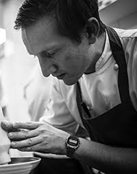 https://ik.imagekit.io/sbj8bzmjnl4/lortolan/wp-content/uploads/2023/02/michelin-starred-restaurant-reading-berkshire-chef-tom-clarke.jpg