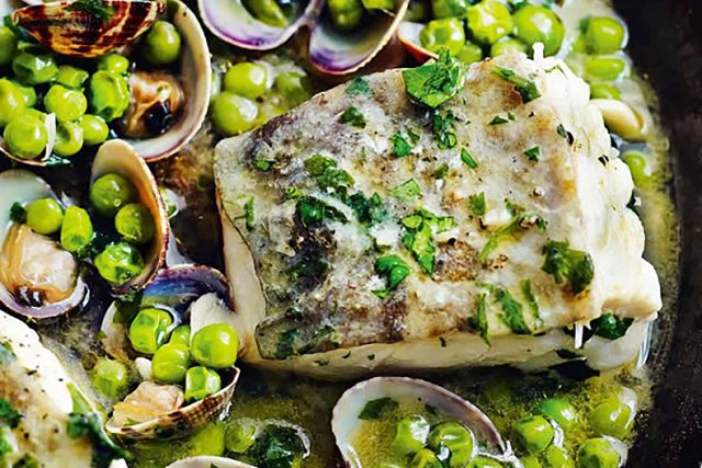 Bacalao En Salsa Verde Cod Recipe Spanish Tapas Bar Restaurant, Cod with Peas and Parsley, serves 4 as main dish, preparation time 5 minutes.