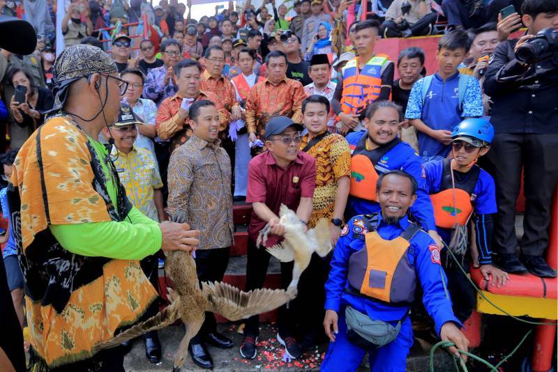 Tradisi budaya Festival Peh Cun di Kota Tangerang Kembali Digelar