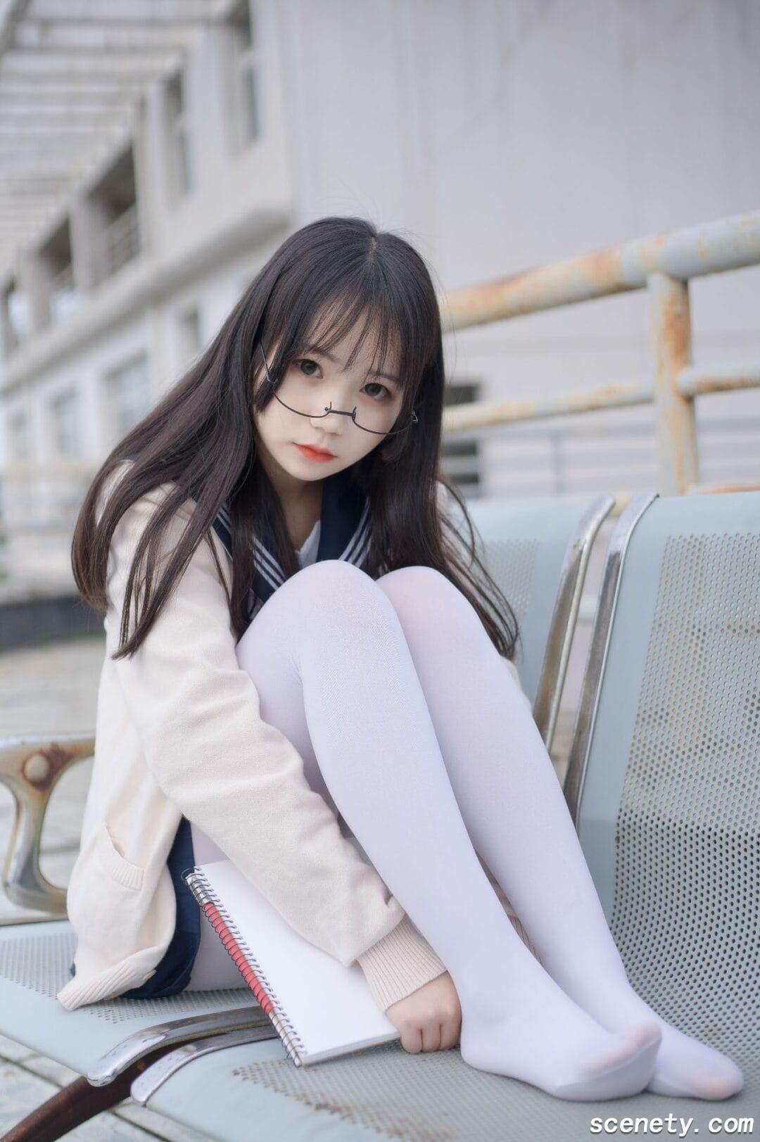 【七奈】萝莉少女萌妹唯美系列写真合集[5套][1GB]