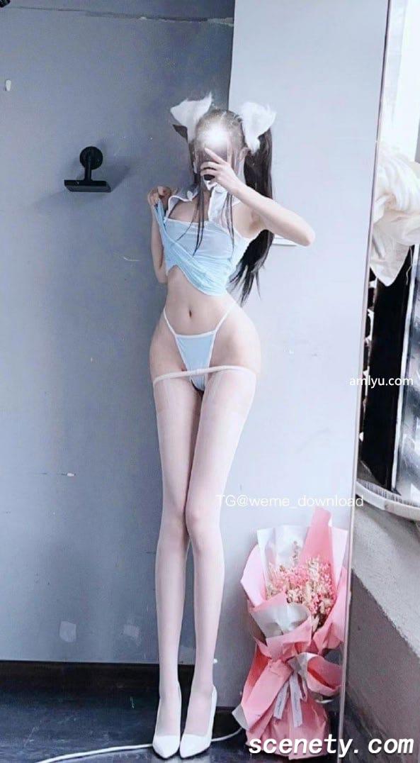 【小艾根本吃不饱】微密圈写真作品合集[20套][6.11G]