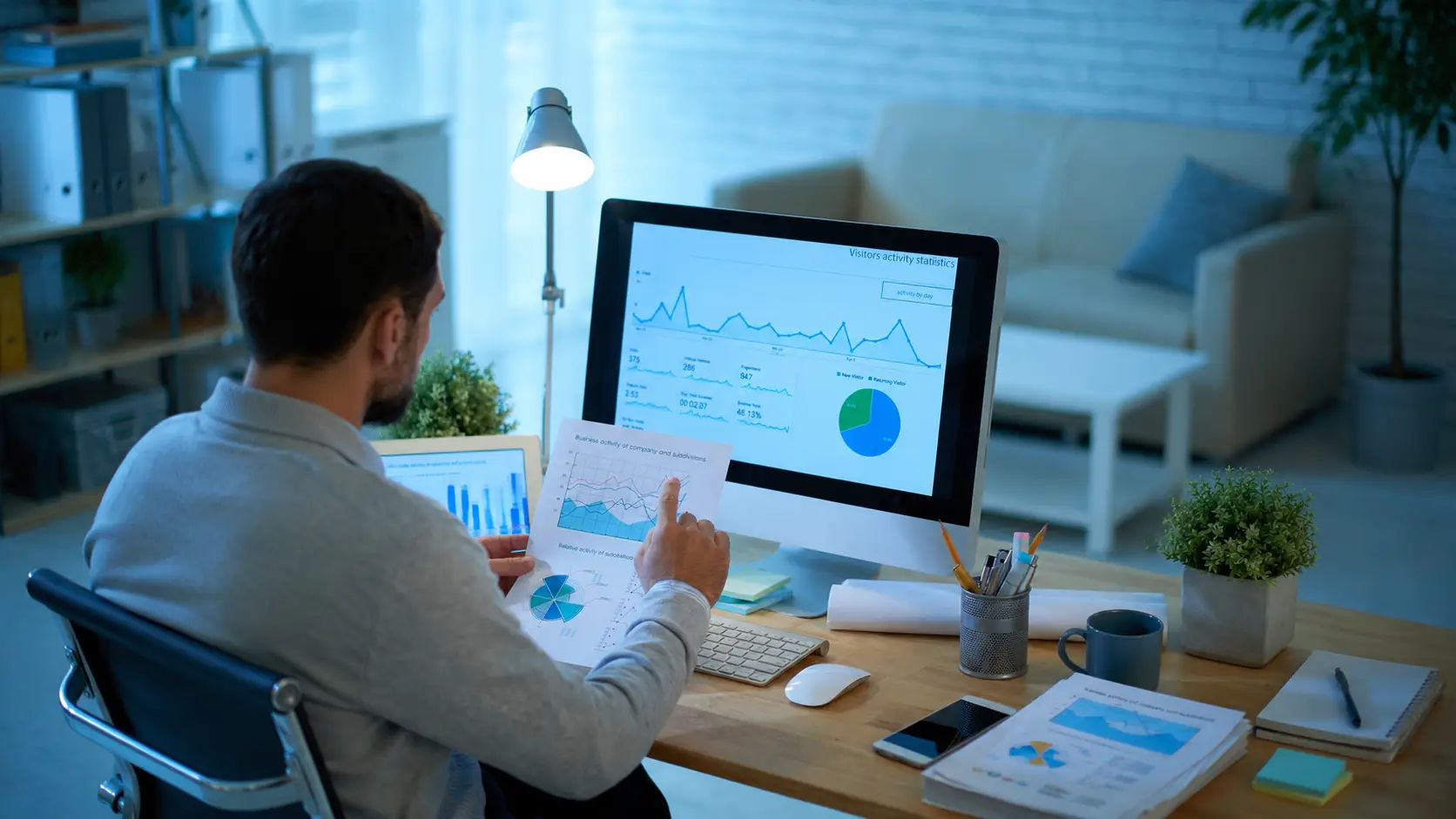 AI Retail Analytics: Multi-Location's Guide to Weekly Store Investigations