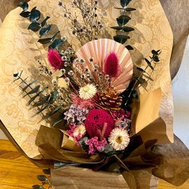 Vicki Preserved Bouquet
