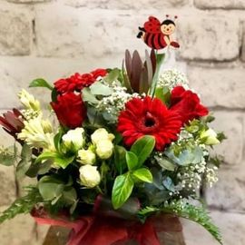 Red Love Arrangement