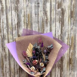 Maeve Preserved Blooms