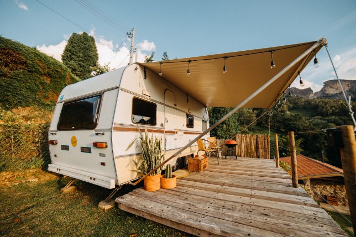 Best RV to Live in Full Time: Top Models for 2024