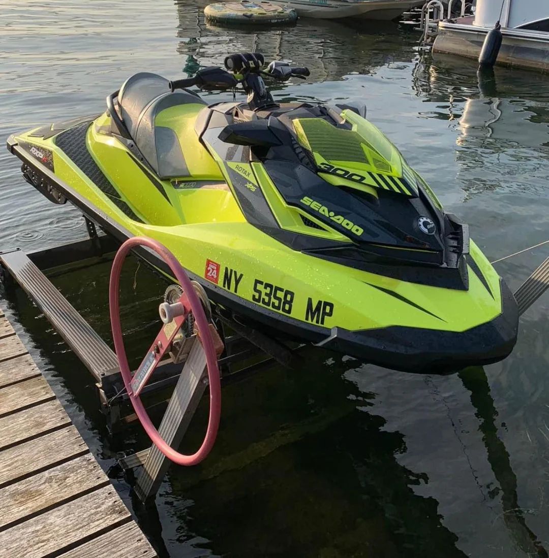 Sea-Doo RXP-X Apex 2025 For Fun and Thrill