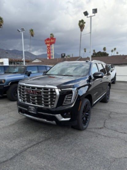 GMC Yukon XL: Comfortable With Decent MPG