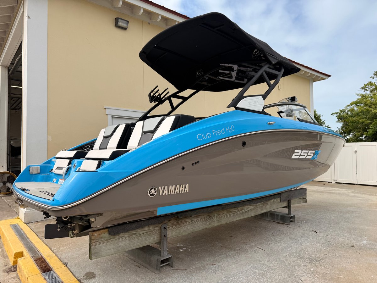 2022 Yamaha 255 XD
