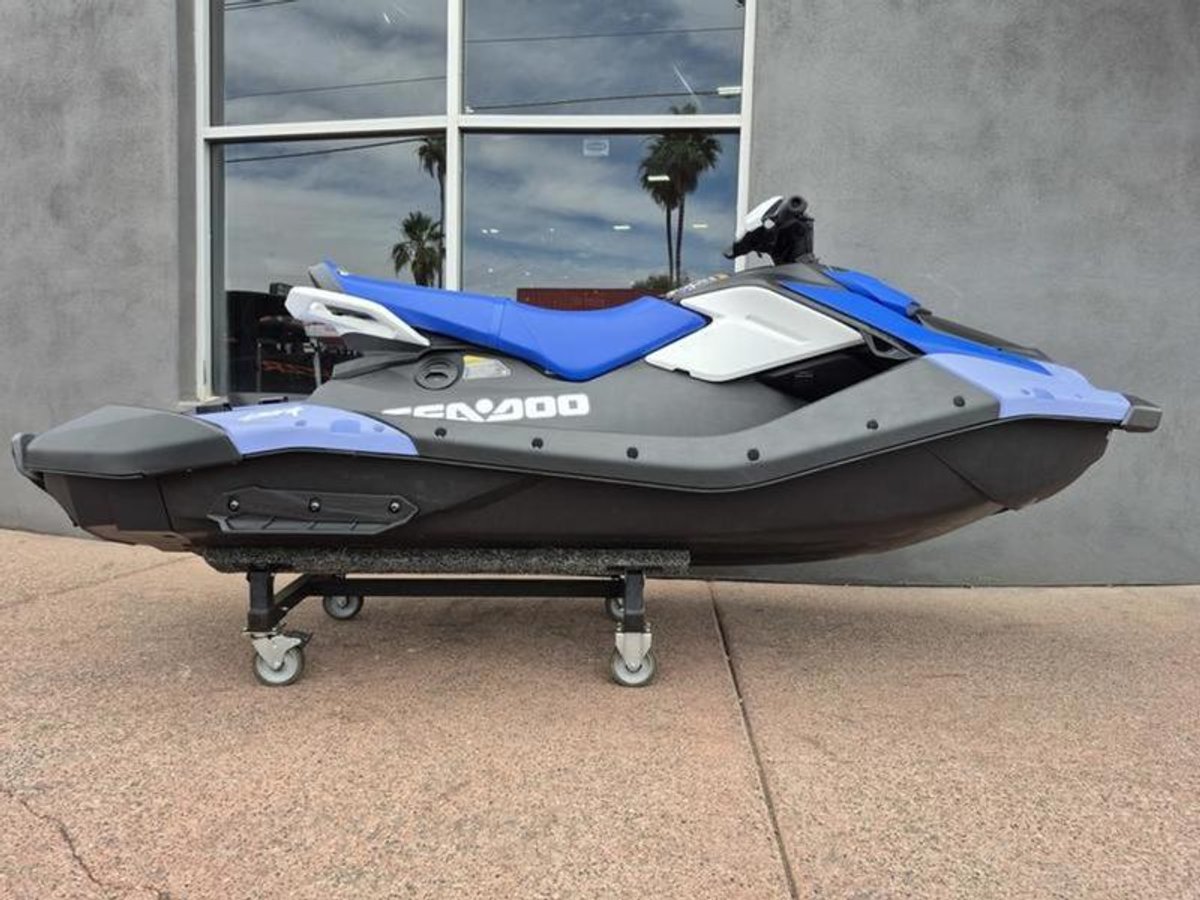 2025 Sea-Doo Spark for 3 Rotax 900 ACE - 90 CONV with IBR