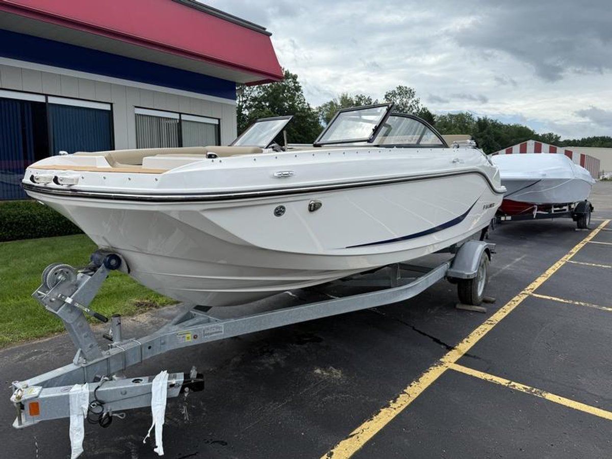 2025 Bayliner D20i