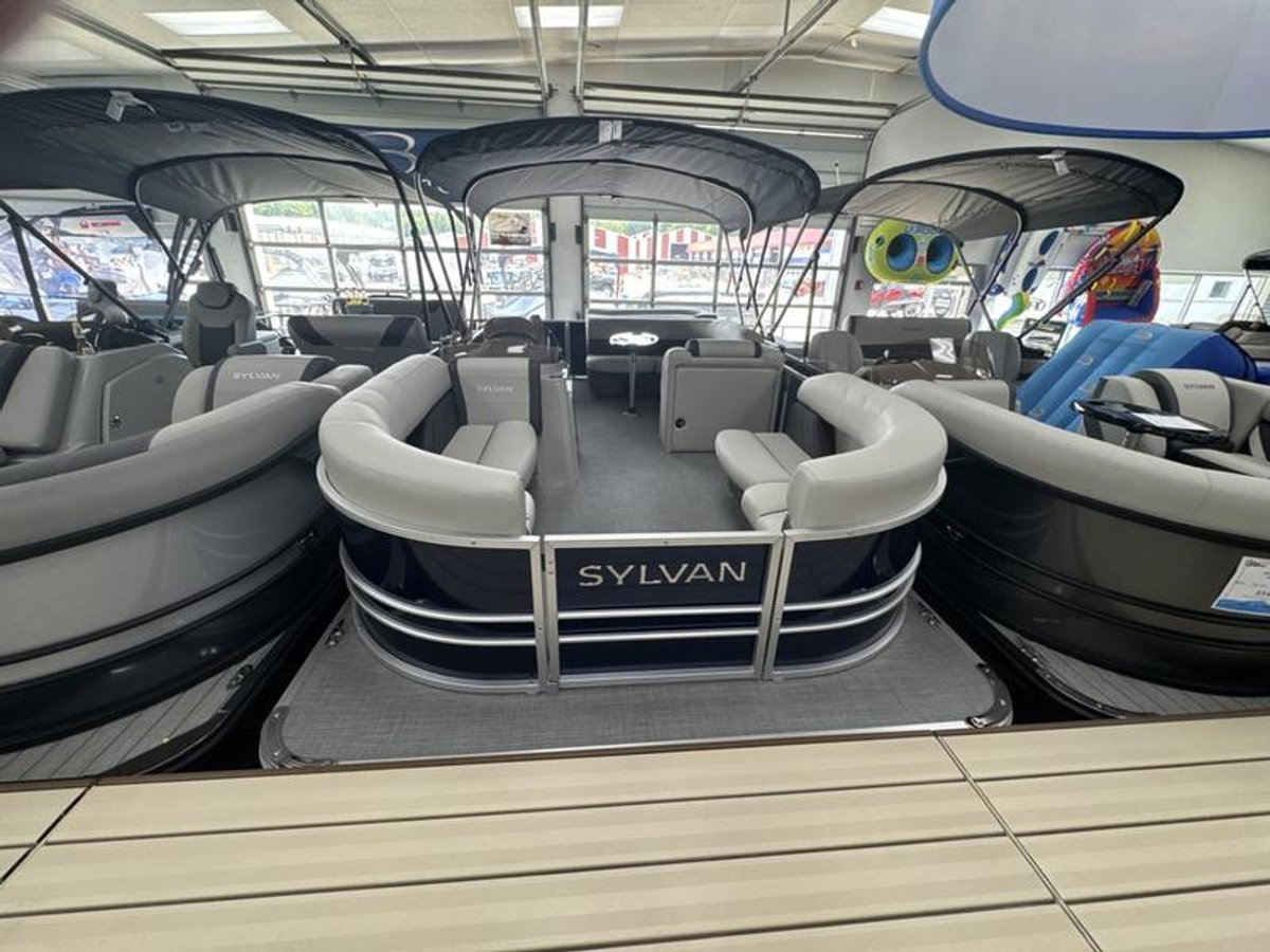 2026 Sylvan MIRAGE 8520 CRS