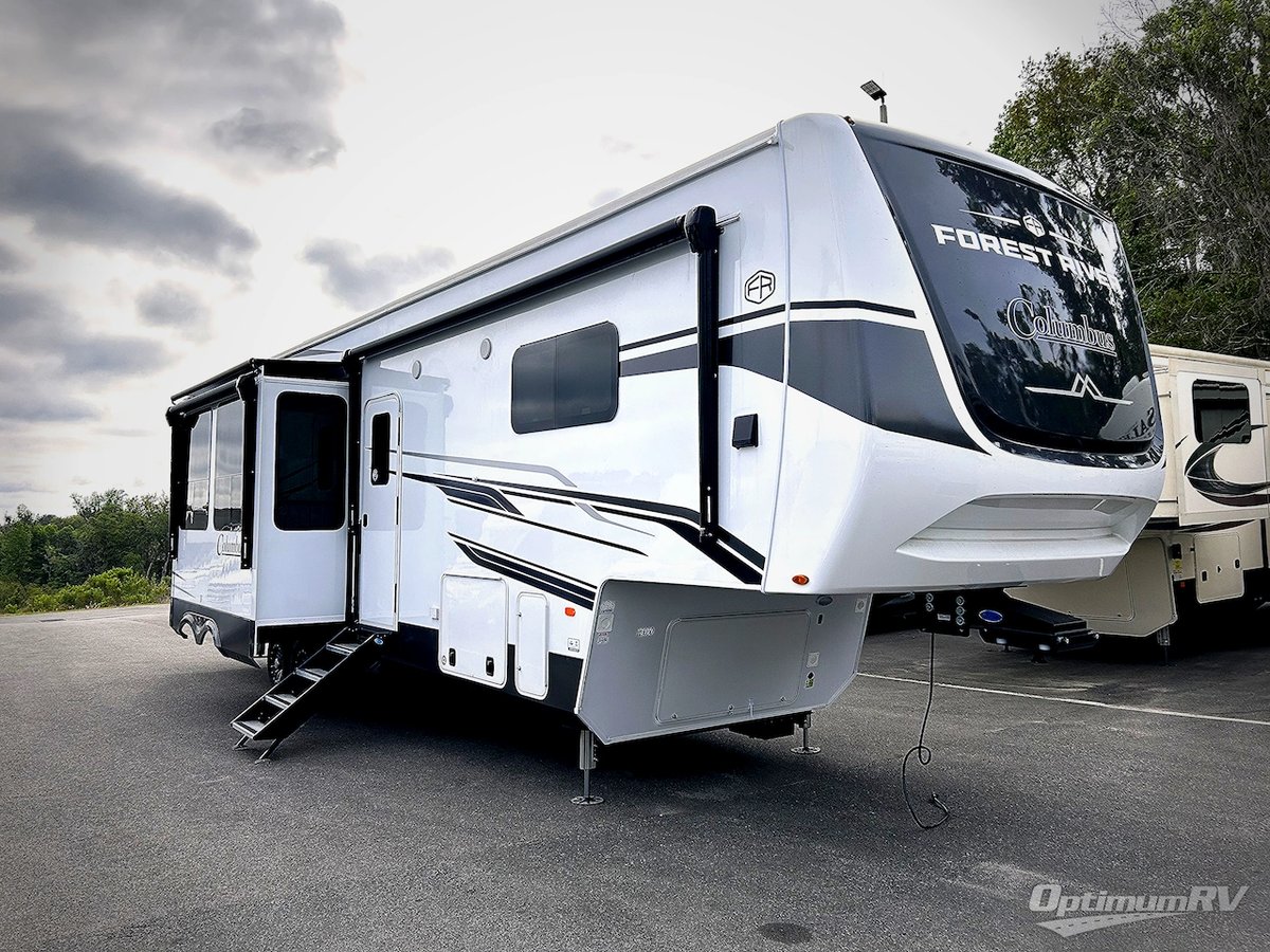 2025 Palomino Columbus