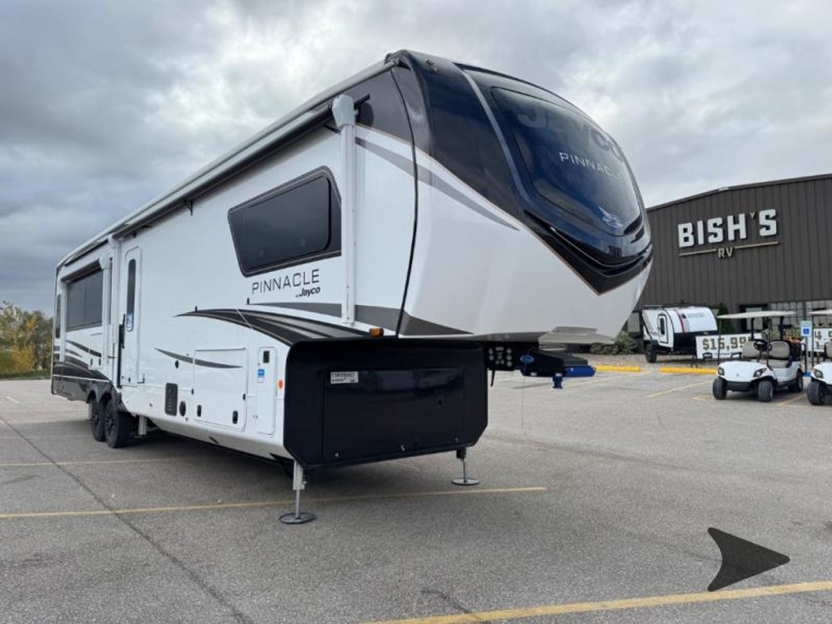 2026 Jayco Pinnacle