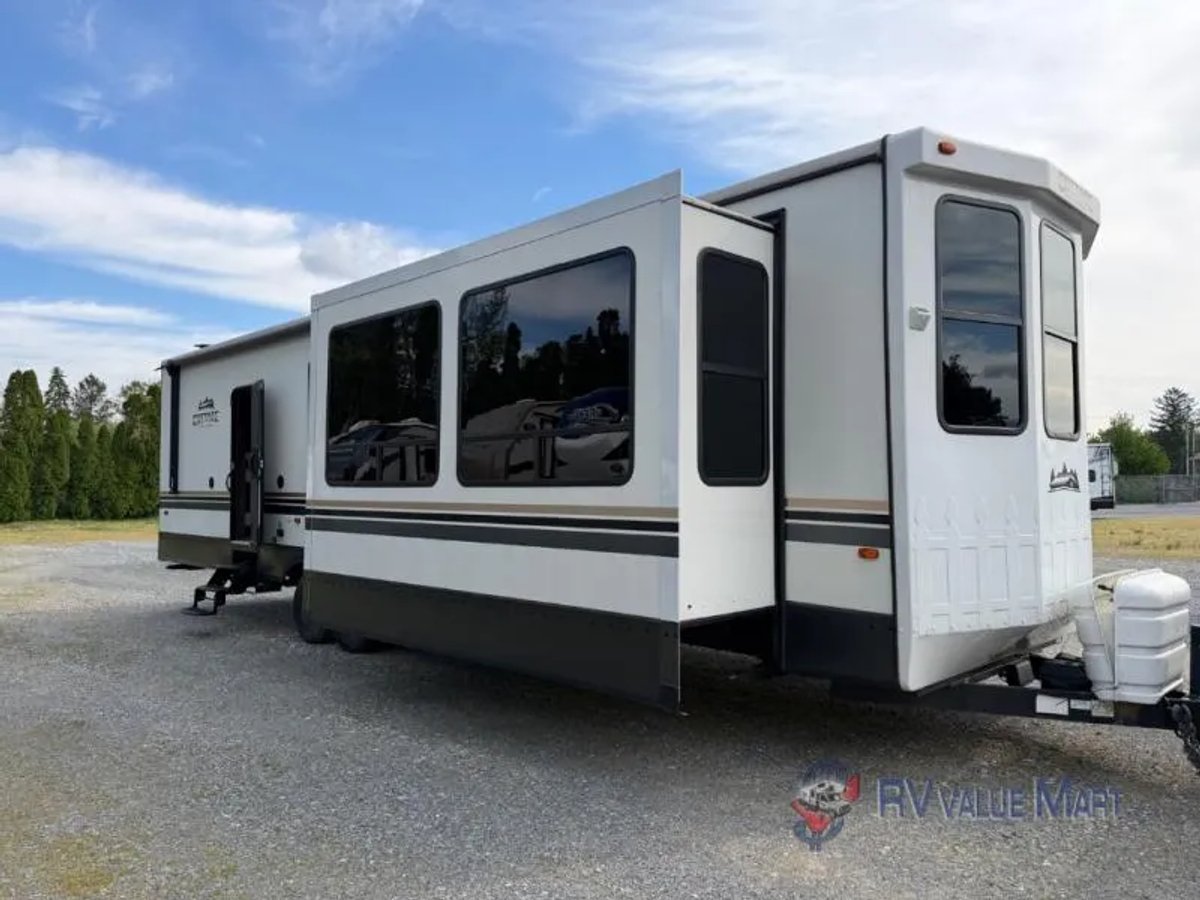 2022 Forest River RV Cedar Creek Cottage