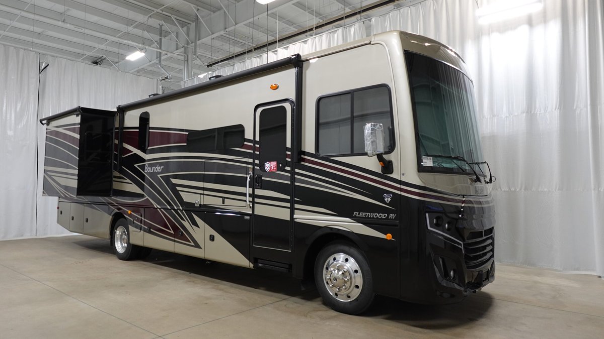 2026 Fleetwood Bounder