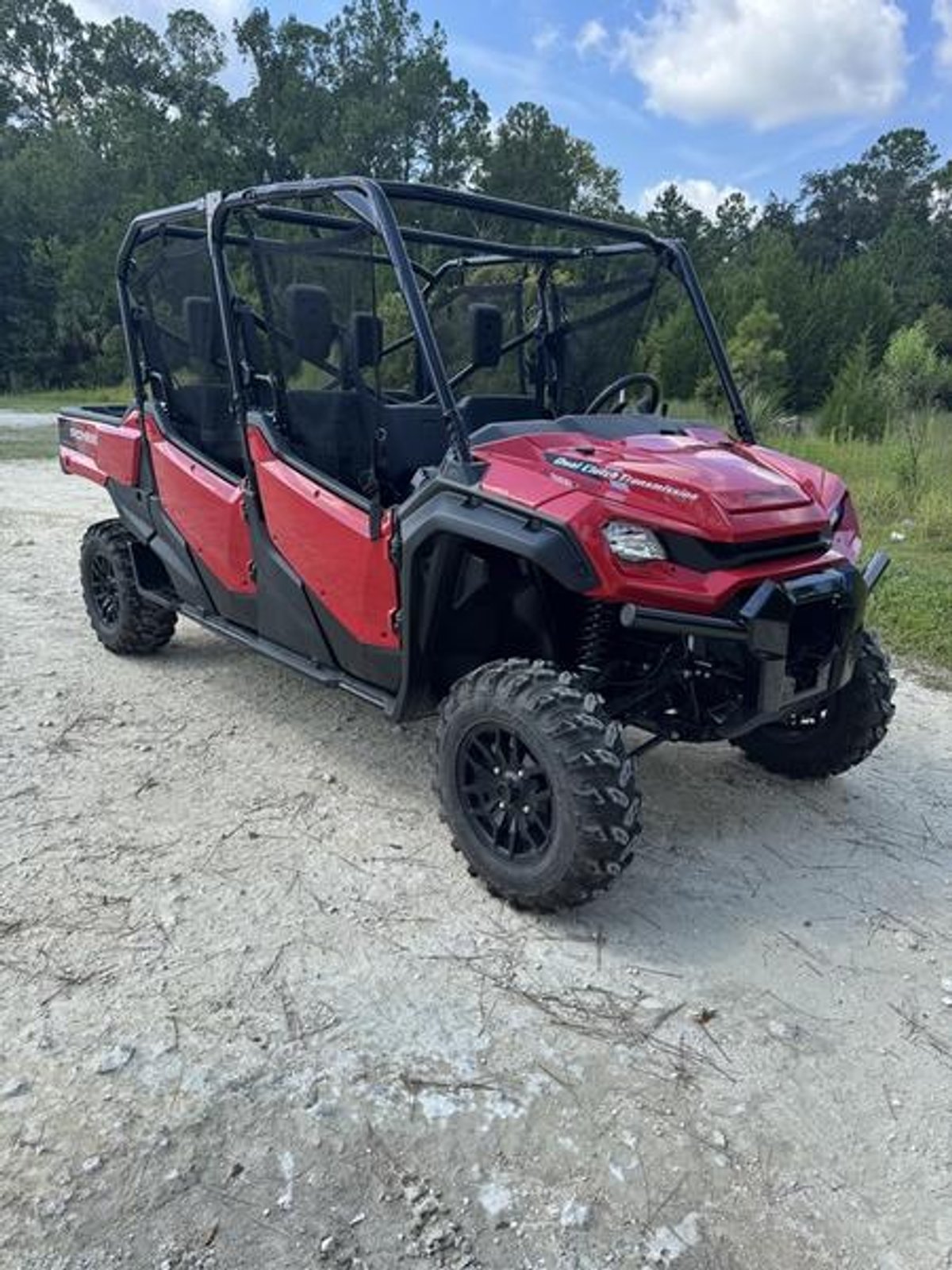 2025 Honda Pioneer 1000-6 Deluxe Crew