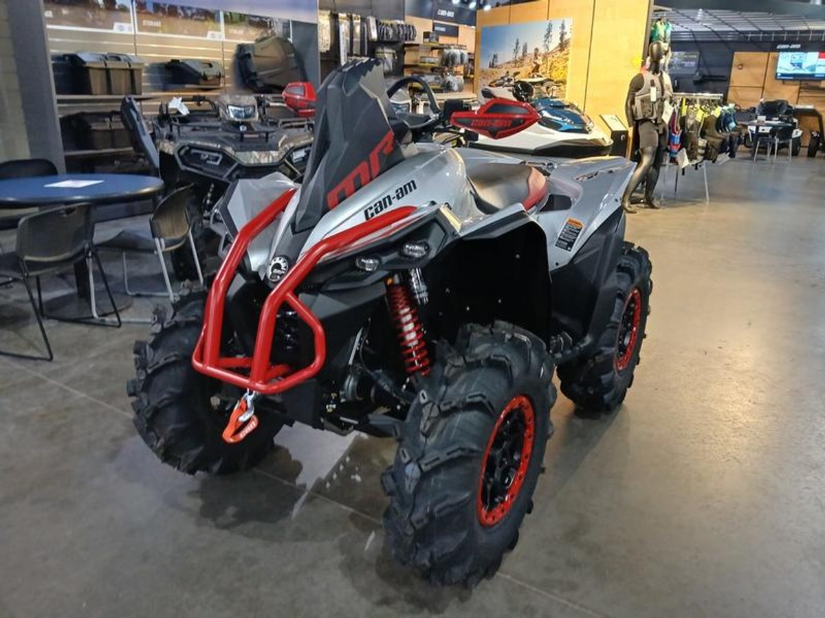 2026 Can-Am Renegade X mr 1000 R Hyper Silver & Legion Red