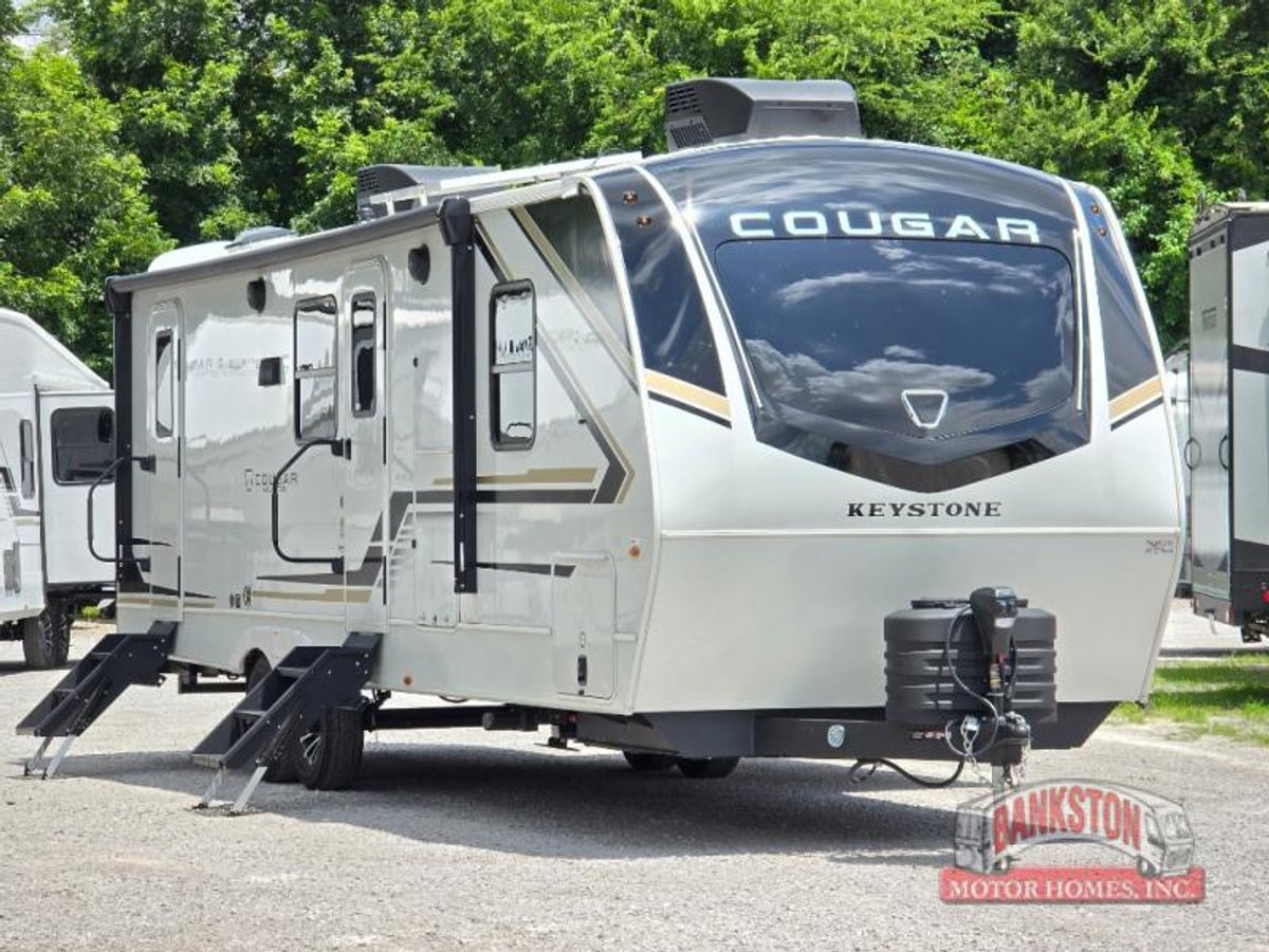 2026 Cougar Half-Ton 28BHS