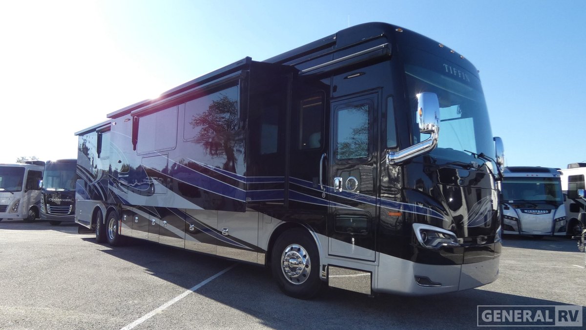 2021 Tiffin Allegro Bus