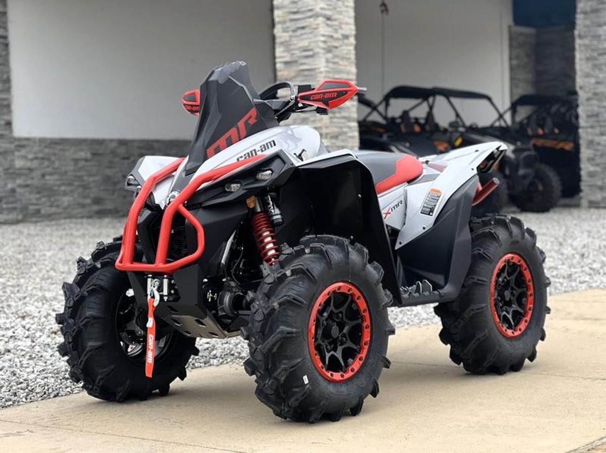 2026 Can-Am Renegade X mr 1000 R Hyper Silver & Legion Red