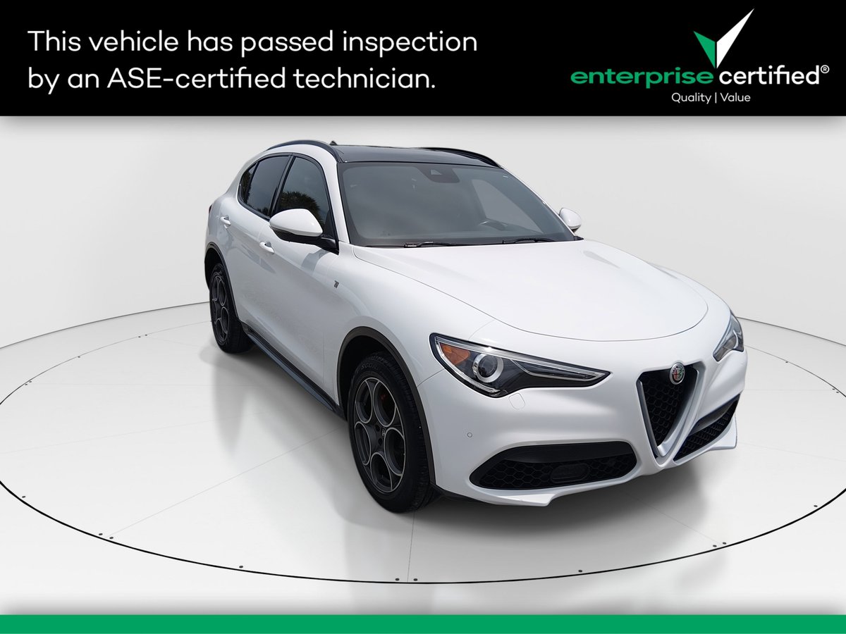 2022 Alfa Romeo Stelvio