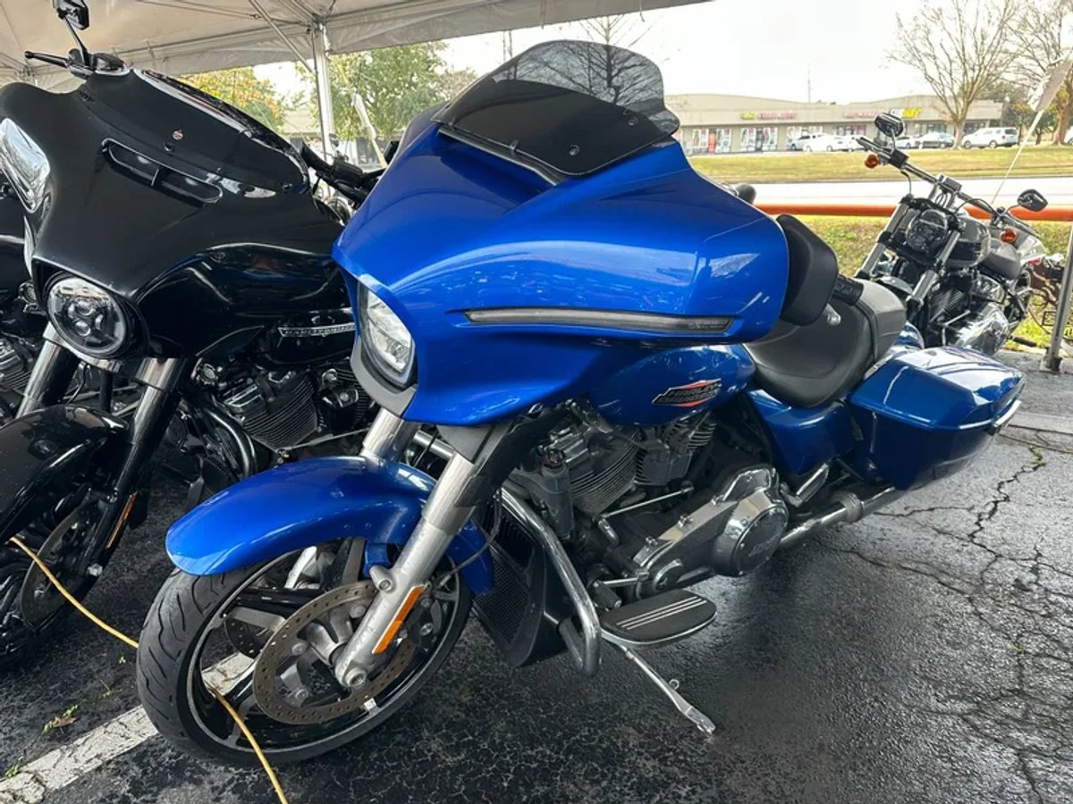 2024 Harley-Davidson Street Glide