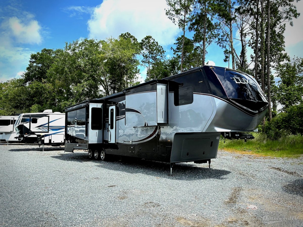2018 Luxe Elite
